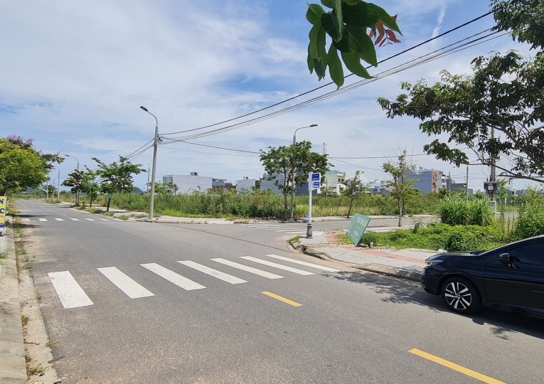 Bán đất biệt thự 2MT Mai Chí Thọ và Trung Lương 8 view công viên