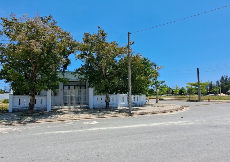 Đất 2 mặt tiền đường 10m5 KĐT 7B, Nam Đà Nẵng