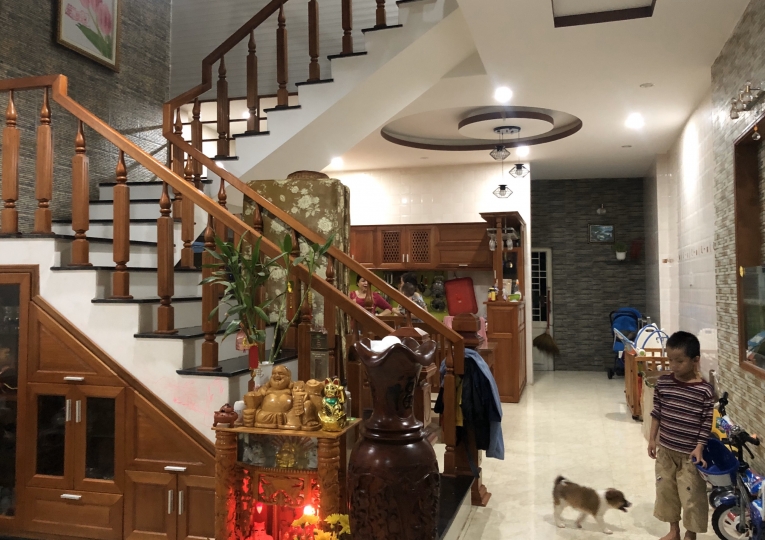 Nhà kiệt 5,5m đường Lý Thái Tông gần biển Nguyễn Tất Thành